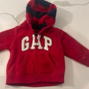 Baby gap unisex hoodie sweat 6 to 9 months deep red shade. Authentic Gap store